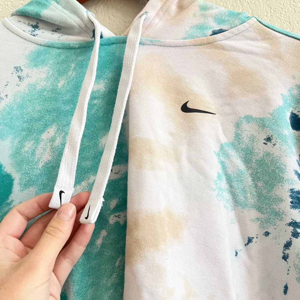 Nike Teal White Tie Dye Cropped Hoodie Size L Athleisure - Picture 6 of 9